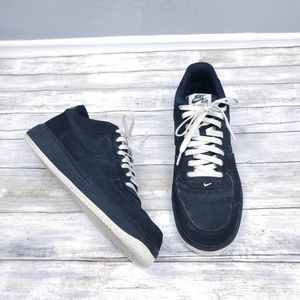 NIke Air Force 1 Nubuck Black White Size 11.5